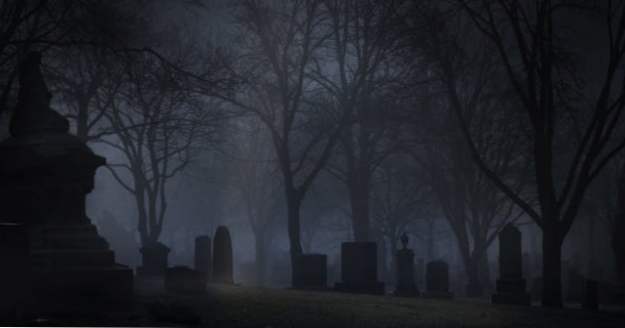 I 10 decessi del cimitero che agitano le spine