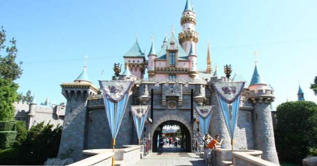 10 Zvláštní fakta o Disneylandu, které vás opravdu překvapí