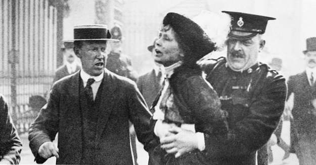 Top 10 důvodů, proč Suffragettes byli skutečně teroristé (Zločin)