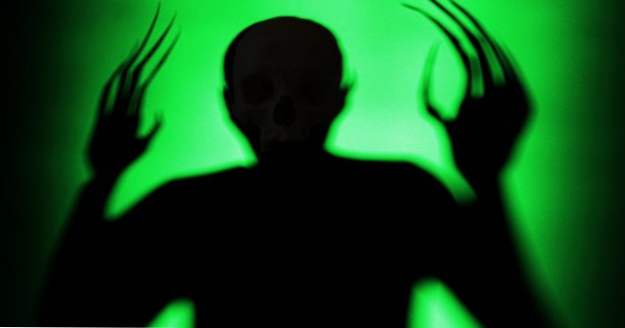 Video 10 strašidelné anglické hauntings, aby vaše kůže plazit (Strašidelný)