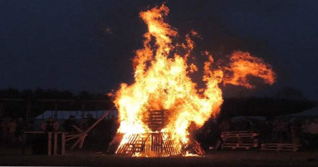 10 Otroligt konstiga historiska festligheter (Historia)