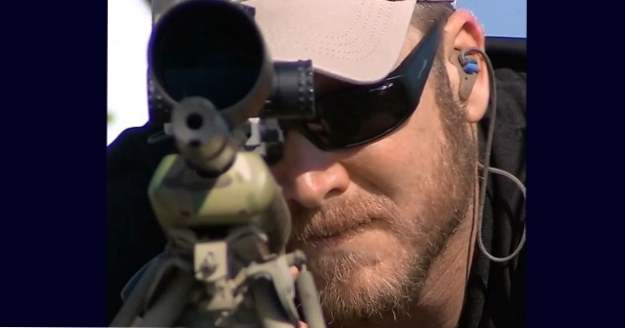 10 Anmärkningsvärda berättelser om "American Sniper" Chris Kyle (Historia)