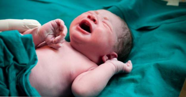 Top 10 bizarre Orte, an denen Neugeborene aufgegeben wurden