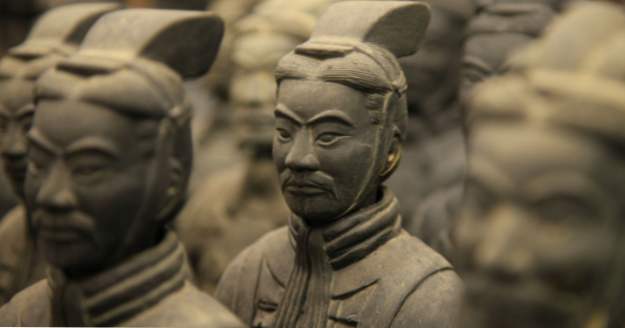 10 Fantastiska berättelser från dynastin av Terra-Cotta Warriors (Historia)