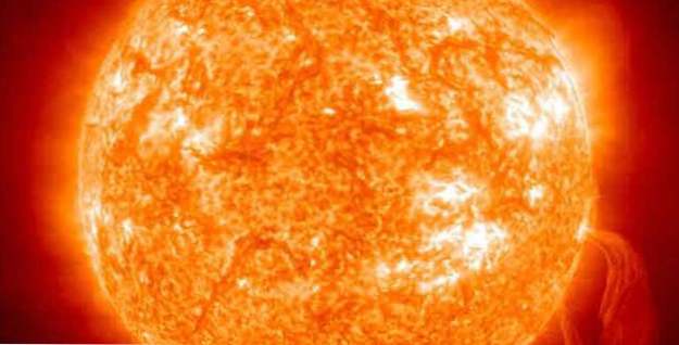 10 Theorien über den Sonnenraum und 2012